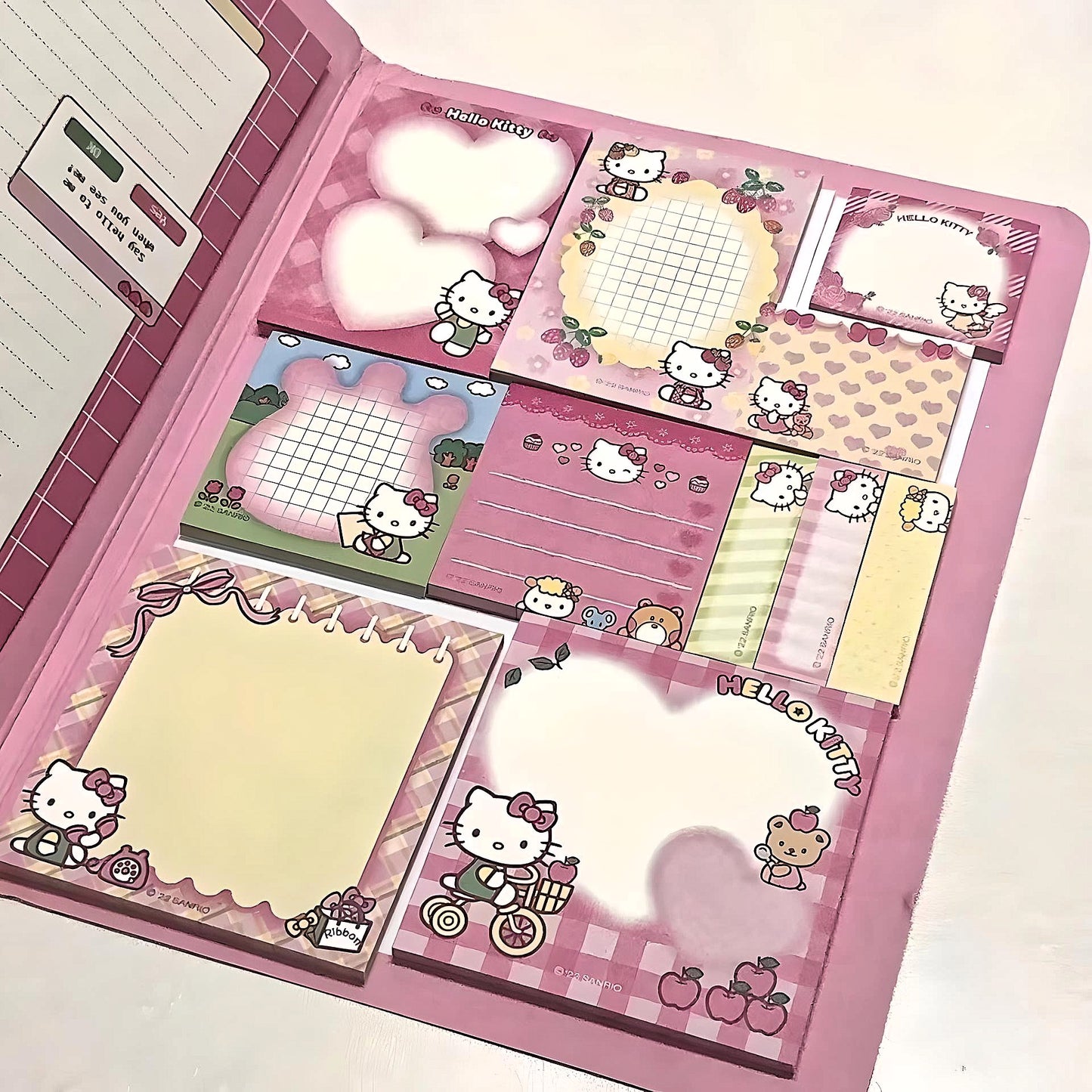 Hello Kitty Stationary Booklet