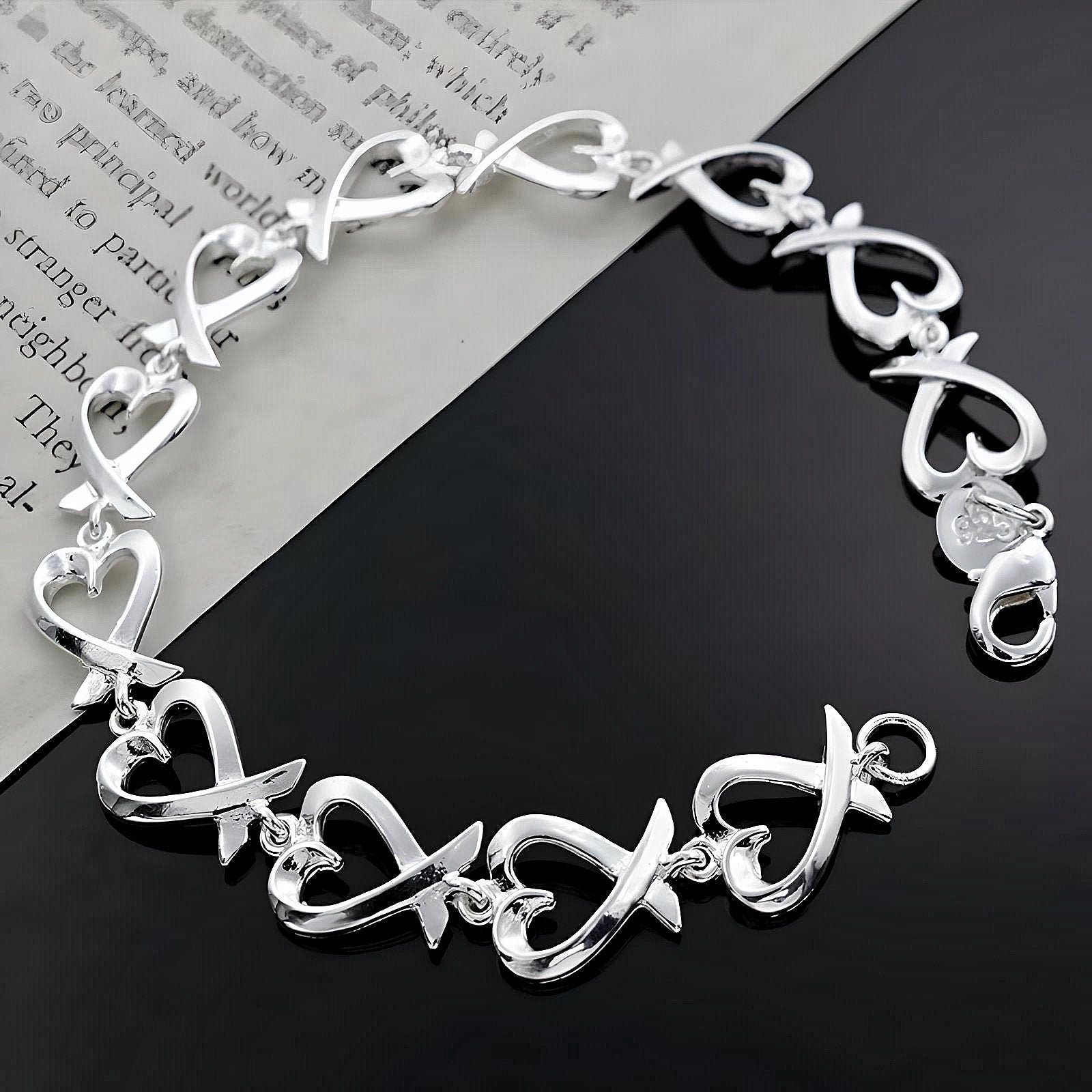 925 Sterling Silver Hearts Bracelet