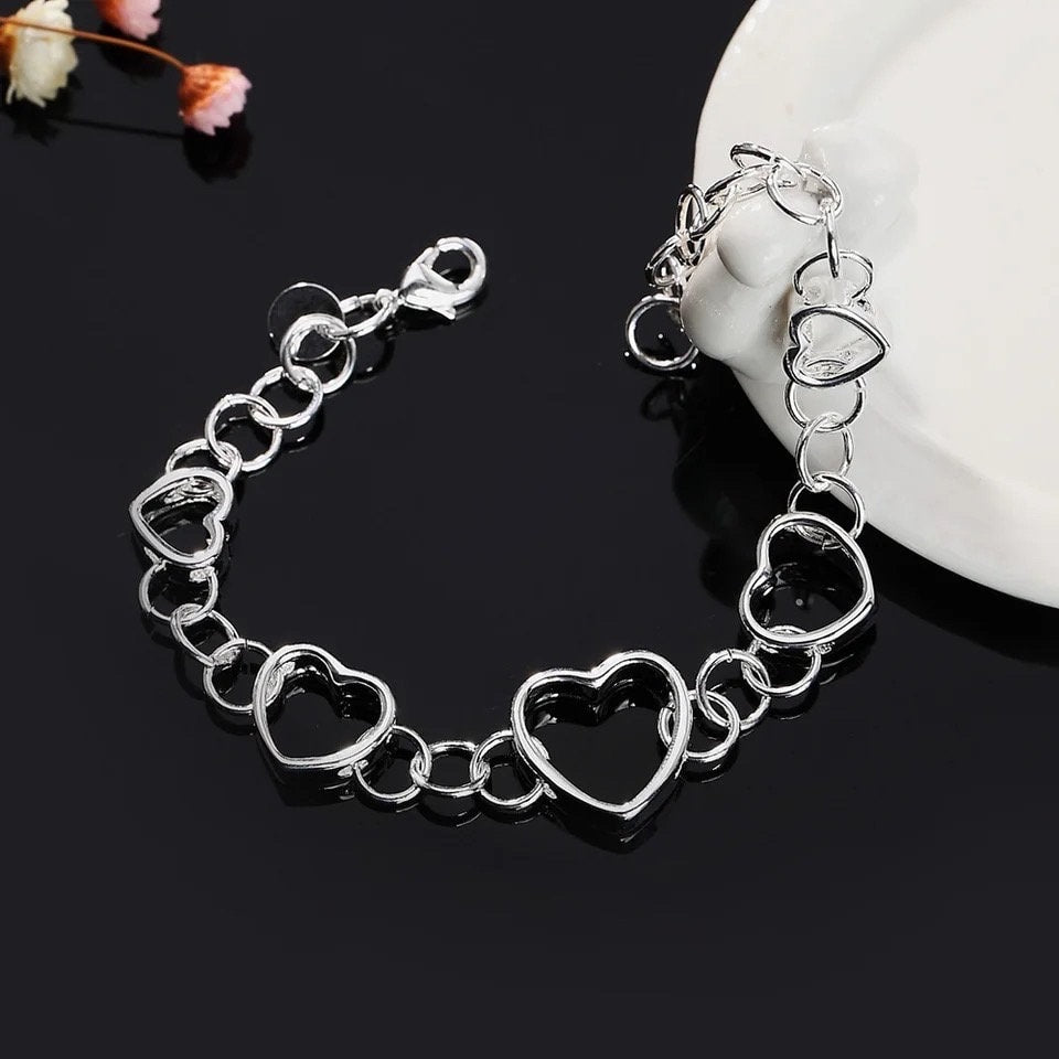 925 Sterling Silver Hearts Chain Bracelet